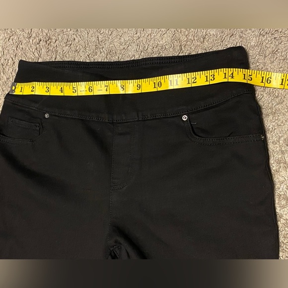 3/$15 The Pioneer Woman Pull-On Embroidered Floral Bootcut Jeans Size Small NWOT - Picture 5 of 9